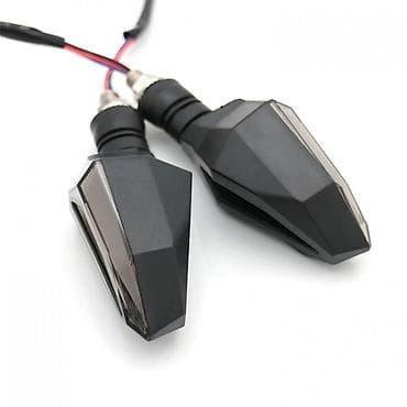 prevoz za svecane prilike: Led migavci za motor model 1. Univerzalni led migavci za motor. ✨ Cena — 4