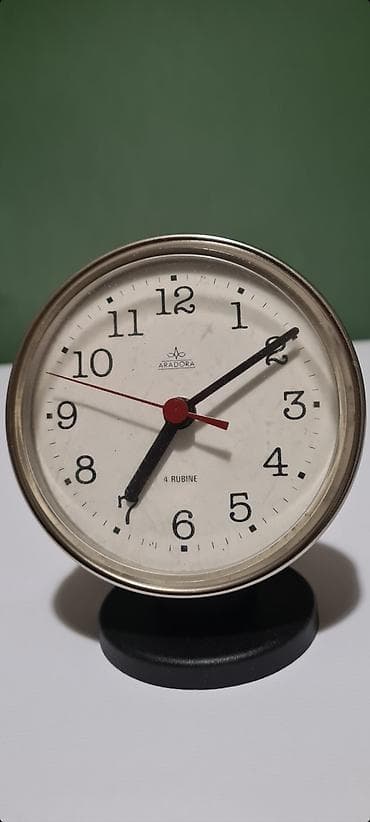 malinoa slike: Aradora 4 Rubine, mehanički stoni budilnik proizveden u Rumuniji tokom — 5