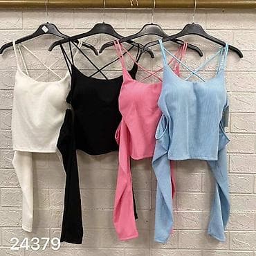 ✅Ženski crop top sa odvojivim rukavima i ukrštenim bretelama ✅1650 din na lalafo.rs ✅Ženski crop top sa odvojivim rukavima i ukrštenim bretelama ✅1650 din