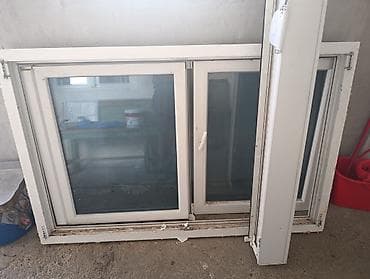 koferi sa alatom: Dvokrilni PVC prozor sa roletnom - Dimenzije: 170 x 110 cm - — 2