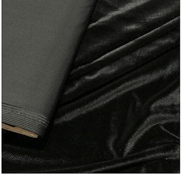 Muška odeća: Italijanska crna kadifa – 3m x 1.6m Prodajem kvalitetnu crnu kadifu — 2