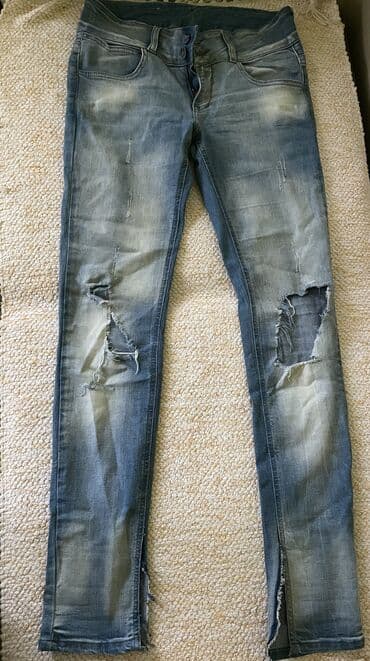 converse нови сад – слике: Jeans, Low rise, Ripped — 1