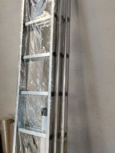 Ladders: Merdevine 3-7 13.500 din — 2
