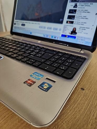 samsung telefoni sa tastaturom: Na prodaju izuzetno elegantan i potpuno ispravan laptop HP u prelepom — 1