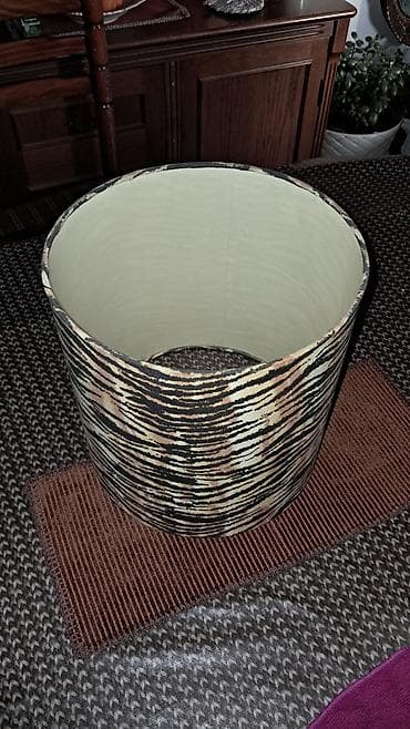 posteljina novi sad: Abažur za stonu lampu. Novo. Dimenzije visina 23prečnik 22 cm — 1