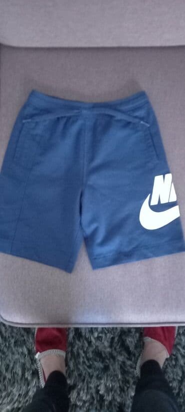 c a decije jakne: Nike, Short, 110-116 — 1