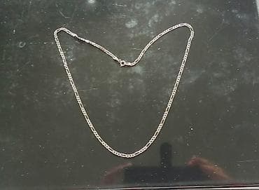 Srebrna ogrlica

NOVO, u kutiji
dužina 55 cm