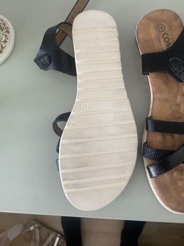 c a papuce: Sandale, 40 — 5