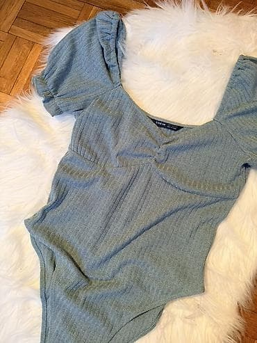 Muška odeća: Bodi kratkih rukava – SHEIN - Model: rebrasti bodi sa blago naborenim — 2