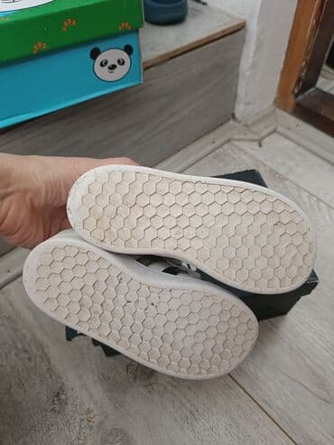 svecane suknjice i haljine za devojcice: Adidas, Veličina - 26 — 2