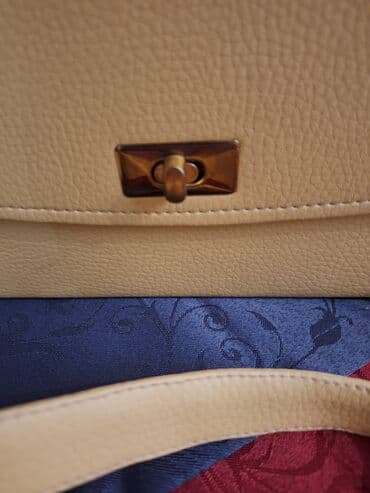 fame jakne: Defacto, M, Veštačka koža, Sa postavom — 14