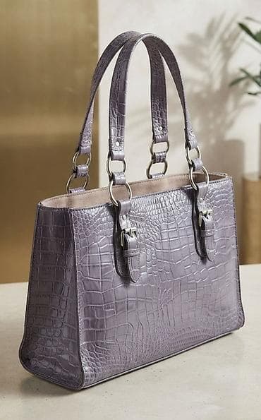 david jones torbe beograd: Ženska torba elegantnog, klasičnog dizajna, izrađena od materijala sa — 1