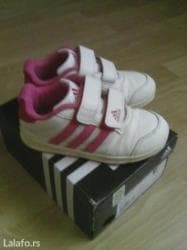 deciji golmanski dresovi: Adidas patike br. 27 ocuvane — 1