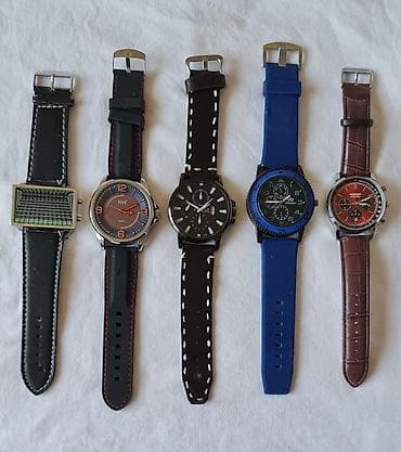 casio sat digitron: Set ručnih satova – 5 komada, razni modeli - LED digitalni sat sa — 1