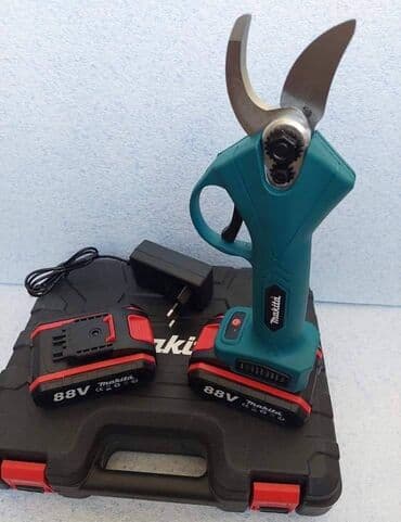 makita aku ručna testera 48v dve baterije: Makita Aku makaze za secenje i orevizanje 88V dve baterije 7900 din — 2