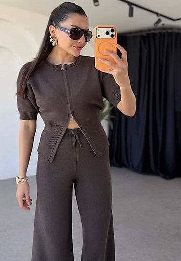 nova cm: 05. Kompleti 3.600 dinara Duzina nogavica 120 cm Boje : Crna braon — 3