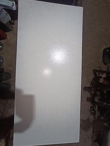 drvo metal namestaj: Drveni klub-sto sa slike, širine 56 cm dužine 120 cm visine 50 — 4