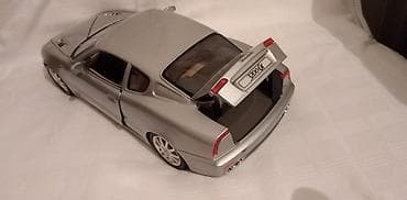 car model 1:43: Burago Maserati 3200 GT,Italy. Fali staklo d.fara — 2