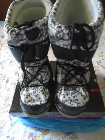 Other women's footwear: High boots, 39 — 5