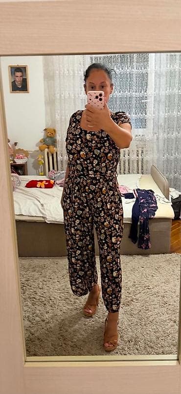 kompleti za maturu: Potpuno ocuvan kombinezon, od gospodje sudije koja preko mene prodaje — 4