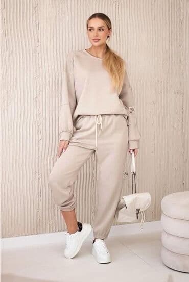 tech fleece s: Univerzalna veličina
Viki — 2