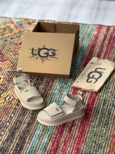 grubin sobne papuce cena: Sandals, UGG — 2