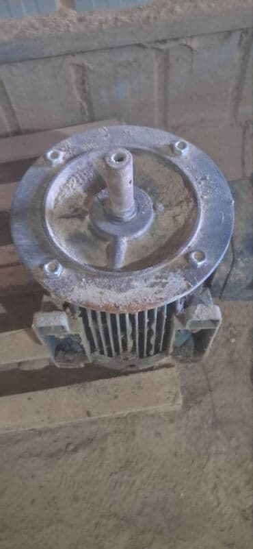 mini kompresor lidl cena: Elektro motor 11KW Prodajem ispravan elektro motor 11Kw treba zameniti — 2