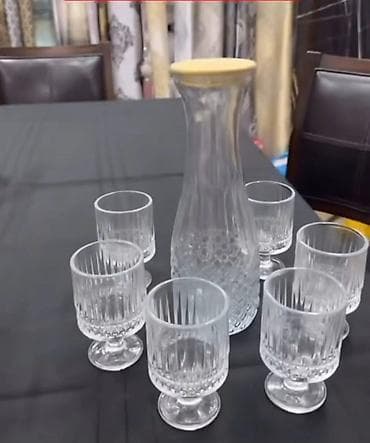 Posuđe: Stakleni set za posluživanje pića – vrč sa poklopcem i 6 čaša na — 3