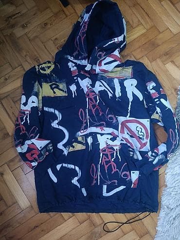 Muška dukserica sa kapuljačom – tamnoplava osnova sa