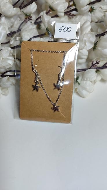 torba za bebe: Set nakita – ogrlica i minđuše sa privescima u obliku zvezdice. - — 1