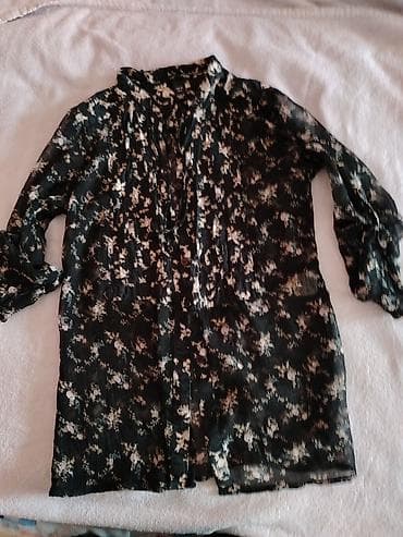 farmerke i sako: H&M ženska bluza sa cvetnim dezenom - Brend: H&M - Veličina — 2