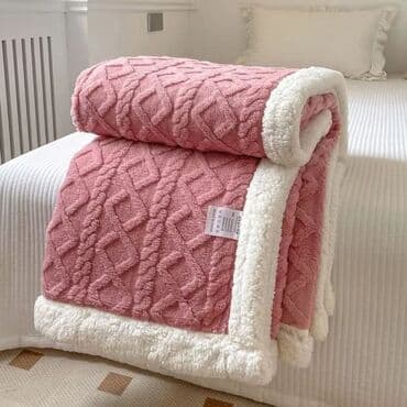 dormeo cebe 4 u 1: 🌿Reljefna krznena ćebad 🌿Dimenzije-150*200 🌿Cena-3200 din — 4