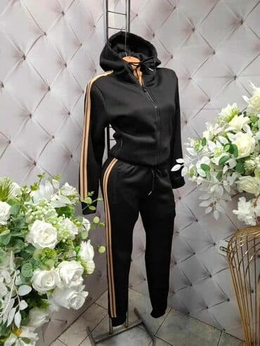 Sweatsuit Sets: Termo kompleti 3400din Idealno za casual kombinacije, sport i — 2