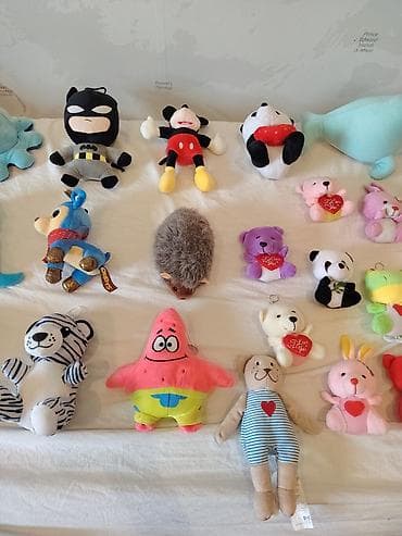 roboti igracke za decu: Veliki lot plišanih igračaka – razni likovi i životinje Sadržaj seta — 2