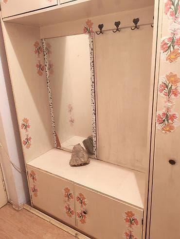 ormarici za lavabo: Predsoblje/ormar sa ogledalom i višedelnom kompozicijom - Materijal — 6
