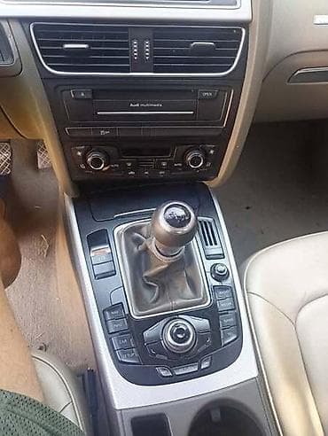 polovna vozila do 1000e: FAROVI VRATA MEHANIKA ITD ZA AUDI A5 OD 2008. DO 2012. GOD. | AUDI — 4