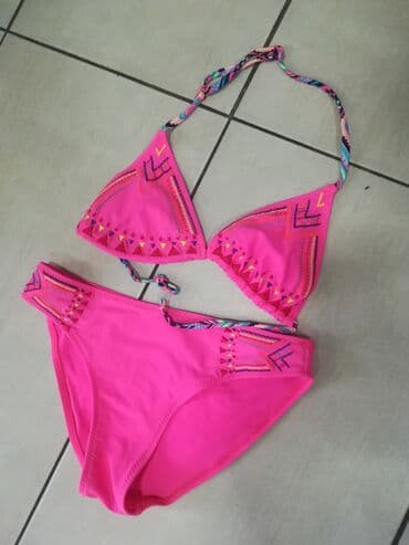 papuce u apoteci: Two-piece swimsuit — 1