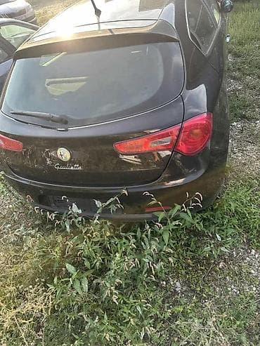 ALFA GULIETTA BRANIK FAR HAUBA KRILO I SVE OSTALO | Alfa gulietta