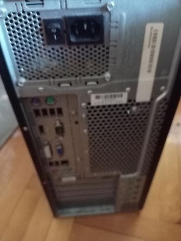 chile: Prodajem Fujitsu Esprimo P720 desktop računar, potpuno ispravan i — 3