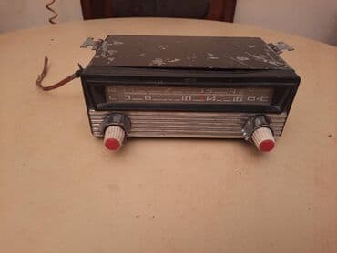 zice za mikser: Stari,retro radio za kola/auto - vintage
Nepoznato stanje — 6