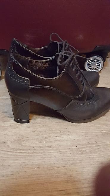 dr martens cipele: Ženske kožne cipele na pertlanje, oxford/brogue stil. - Boja: tamno — 3