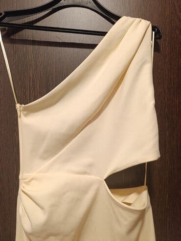 nike tech fleece m: Zara S, color - Yellow, Evening, Without sleeves — 5