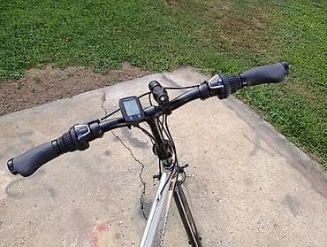 polovna bicikla za decu: Gradski/treking bicikl sa dodatnom opremom - Veličina točkova: 28" - — 6