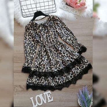 DEVOJČICEveličina 9 i 10(134-140)
Cena 2950 din na lalafo.rs DEVOJČICEveličina 9 i 10(134-140)
Cena 2950 din