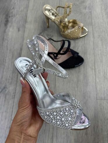 Sandals: Sandals, Alexander McQueen — 2