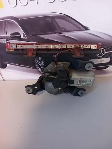 sa staklom: MOTOR BRISAČA W169 I W245 ZA MERCEDES BENZ A KLASA OD 2004. DO 2012 — 2