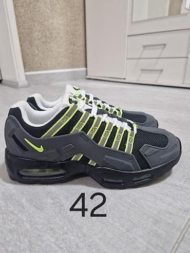 filip plejn patike: Patike Nike Air Max – veličina 42 - Model inspirisan Air Max serijom — 1