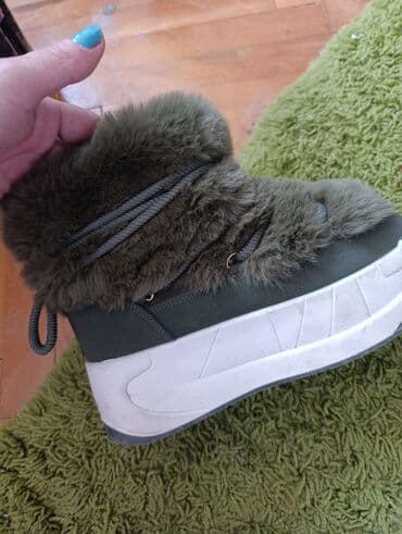 Ostalo: Čizme, 37 — 5