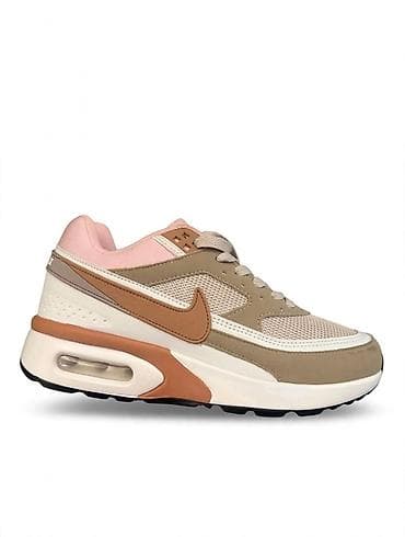 crvene ženske patike: Nike Air Max ženske patike - Model: Air Max (vidljiv vazdušni jastuk — 1