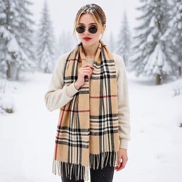 kaput: Ženski šal Dimenzije 178x73cm Cena 1600din Poručuje se,isporuka za — 21